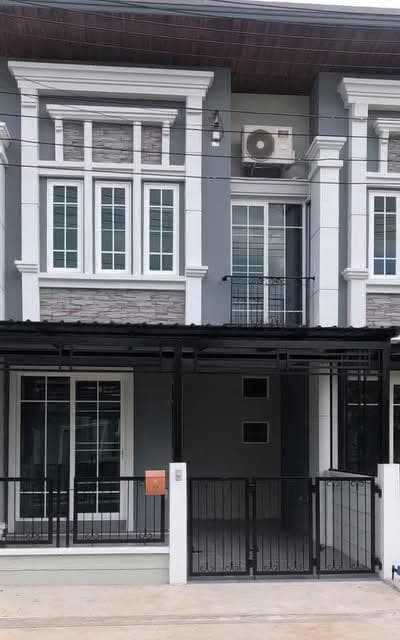 หมู่บ้านโกลเด้นท์ทาวน์ รวมโชค 3