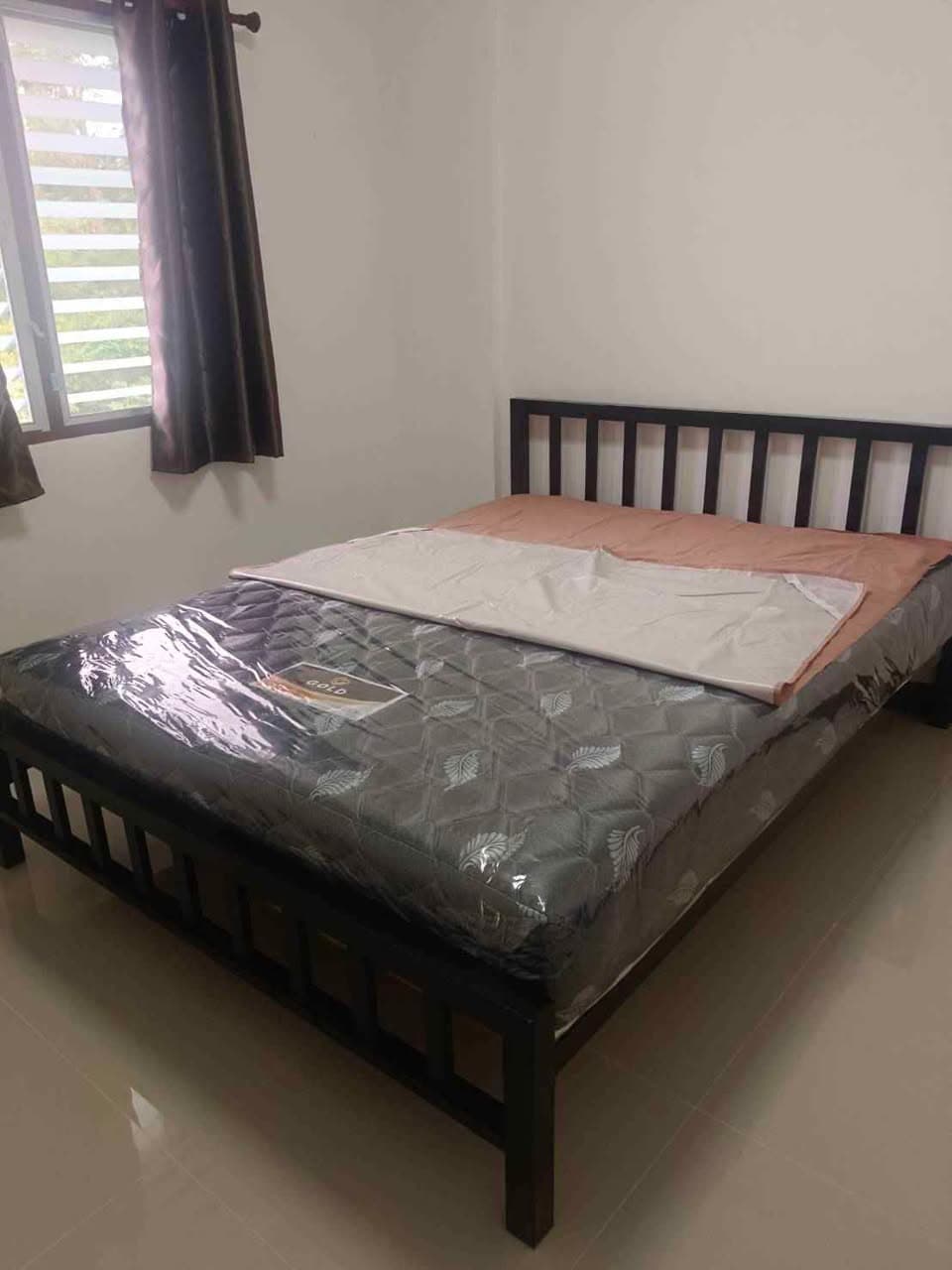 2 ห้องนอน · 1 ห้องน้ำ · อพาร์ทเมนท์ 3