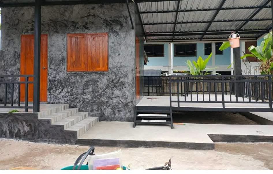 ขายบ้านสวนพร้อมที่ดิน ใกล้โรงพยาบาลสันป่าตอง 198 ตร.ว.